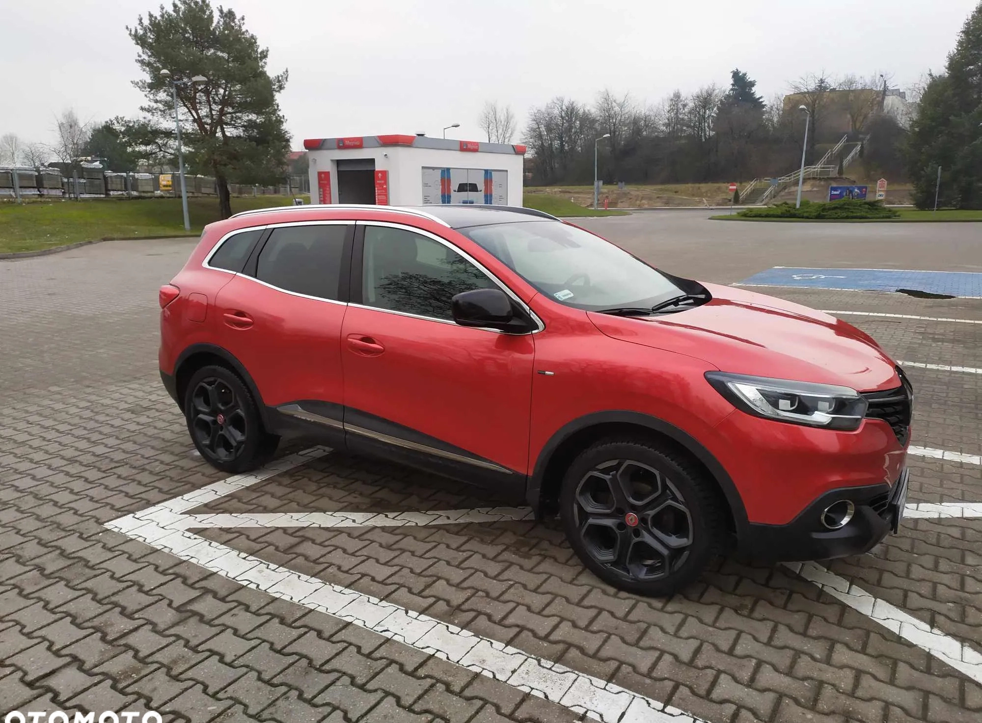 Renault Kadjar cena 56500 przebieg: 117993, rok produkcji 2016 z Konin małe 121